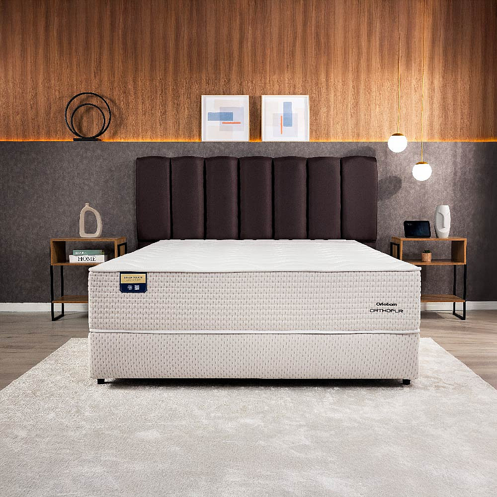 Colchão Ortobom Orthopur em ambiente sofisticado — suporte ortopédico
